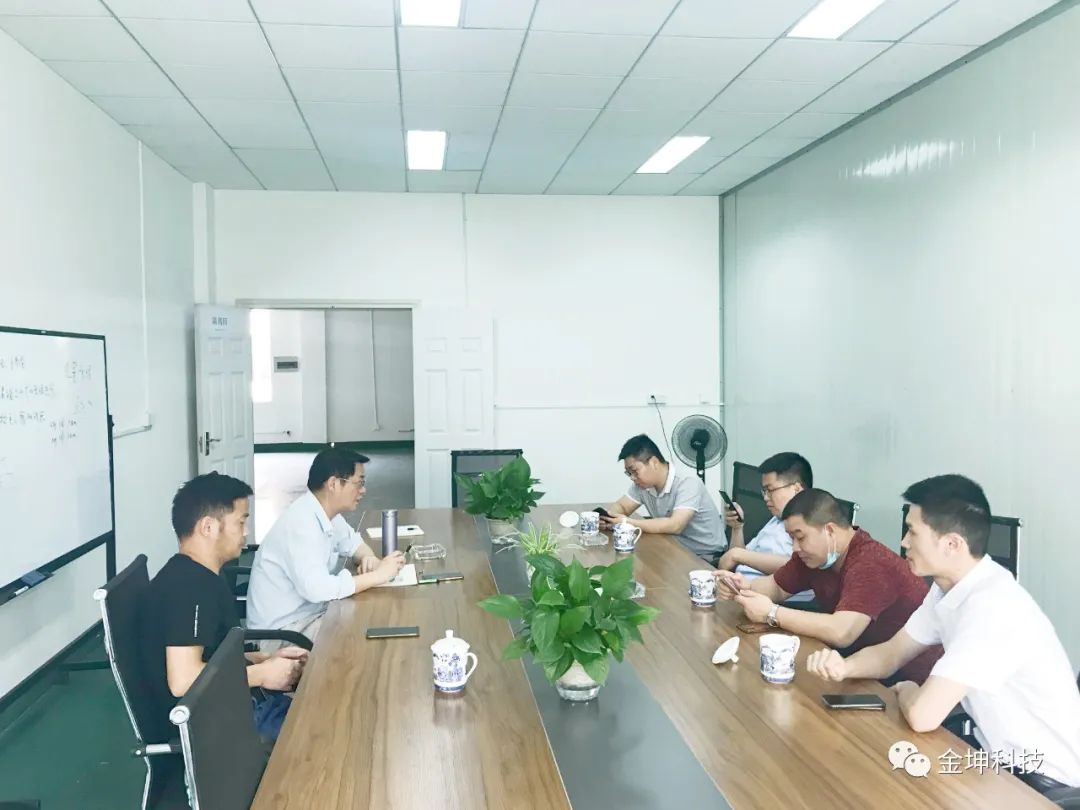 湖南金坤新材料有限公司,金屬鈧,金屬鈧粉,鋁鈧合金,金屬鈧靶,鋁鈧靶材,鋁基靶材,氧化鈧,各類(lèi)鈧鹽,氟化鈧,貴金屬粉末低氧超細(xì)鈦粉,鋯粉,鉿粉,鈮粉,鉭粉